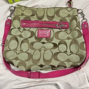 Coach Poppy Signature Glam Tote / Swingpack – F23946 (2012)